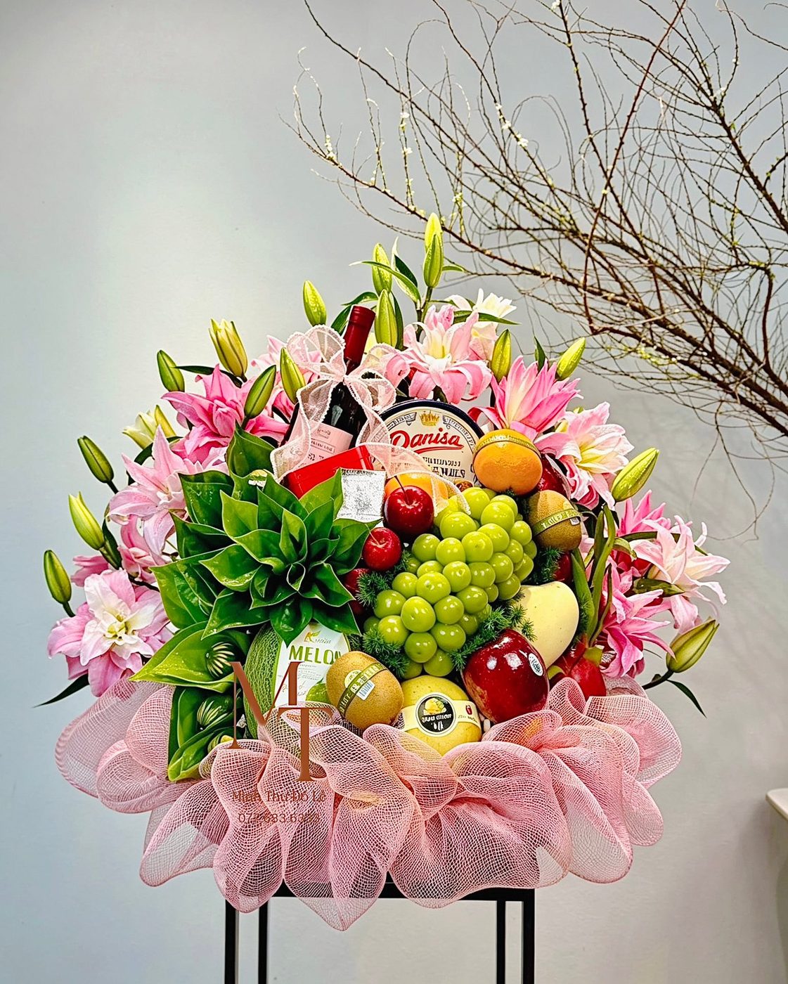 Set rượu, bánh, trà, thuốc – Minh Thư Đồ Lễ Đà Nẵng